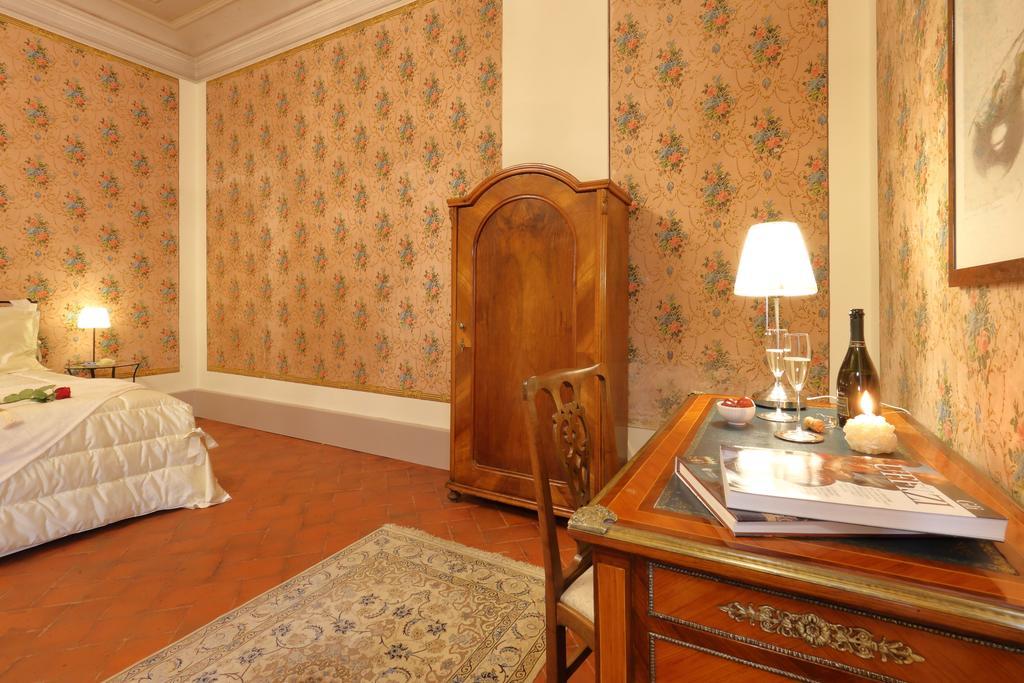 Dimora Bandinelli Bed & Breakfast Florence Phòng bức ảnh