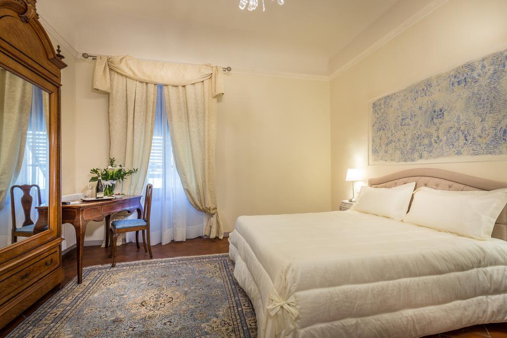 Dimora Bandinelli Bed & Breakfast Florence Ngoại thất bức ảnh